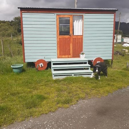 Croft Of Clune Shepherds Hut Newtonmore Eksteriør bilde